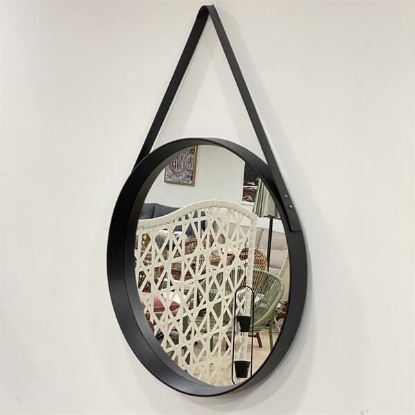 Siyah Kayışlı Ayna