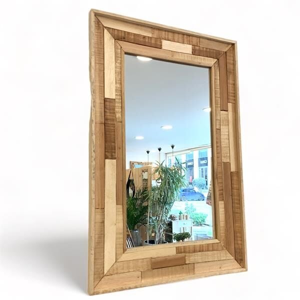 Ahşap Çerçeveli Ayna