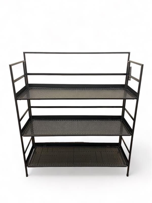 3 Raflı Katmanlı Metal Çiçeklik